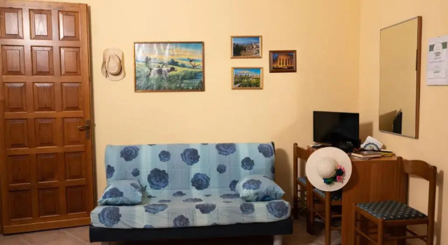 B&B Panorama, Book Bed and Breakfast Hotels in Sicily with Parking, Parking