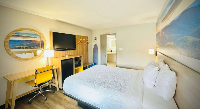 Days Inn by Wyndham WestEnd Alexandria,VA Washington DC Area