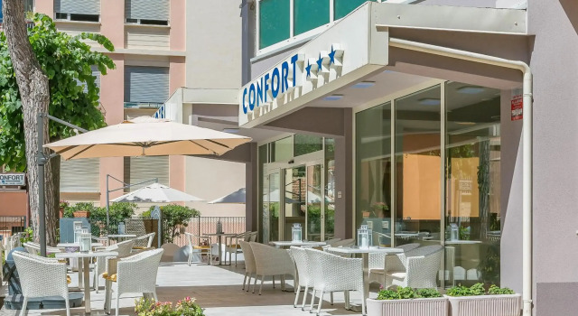 Hotel Confort, Забронировать Отель Римини - центр города Римини
