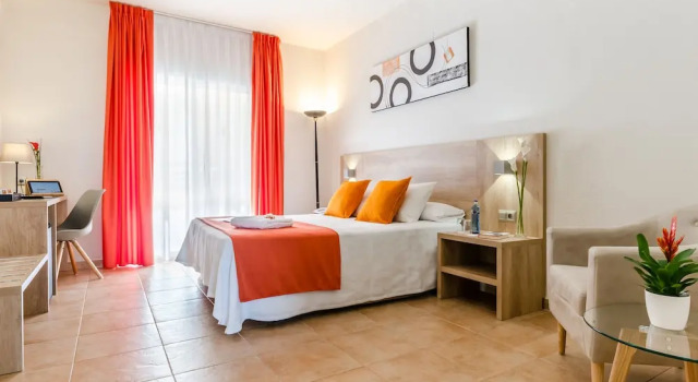 Двухместный номер Standard с балконом Hotel Gran Playa