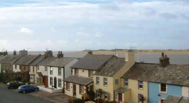 Коттедж с 5 комнатами Muncaster Cottages