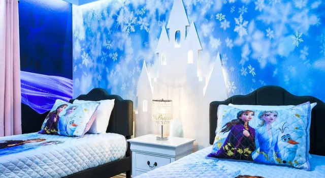 10BR Magic Retreat Pool/Spa/Game near Disney, Забронировать Дом для отпуска Давенпорт Orlando Metropolitan Area, рядом с Гольф-клуб "Хайлендс-Резерв"