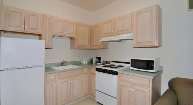 Люкс Marinwood Inn & Suites