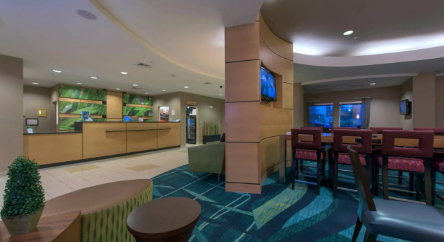 SpringHill Suites by Marriott Boston Devens Common Center, Buchen Sie Hotel Hotels in New England mit Frühstück, Frühstück