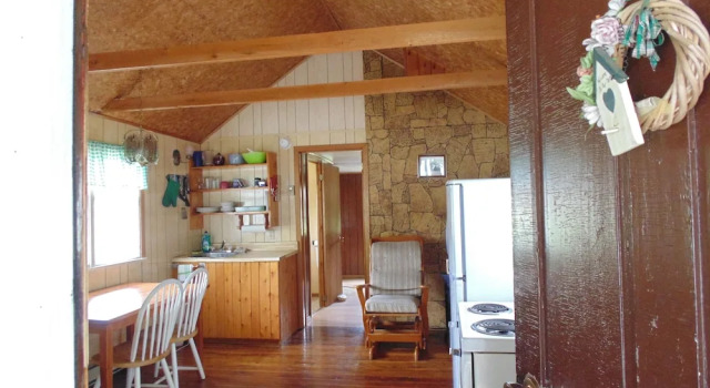 Cottage Maple Grove Cottages