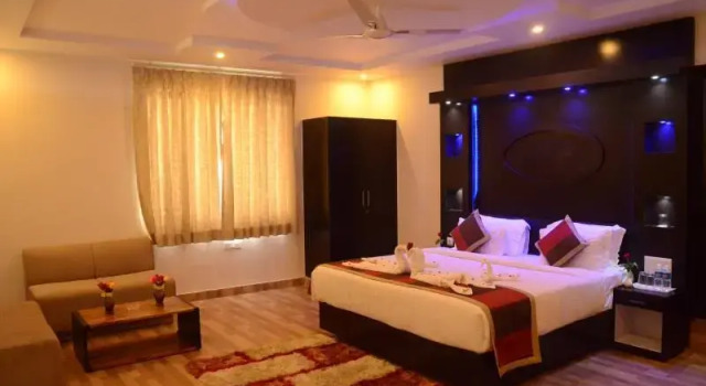 Люкс Hotel Om Palace