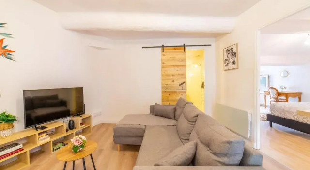 La belle vie - Beautiful 2 bedroom appartment close to parking
