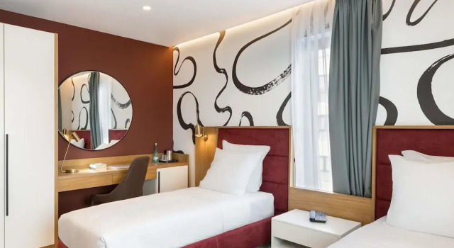 Двухместный номер Classic Mercure Tirana