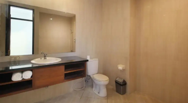 Номер Deluxe с балконом Putri Ayu Cottages