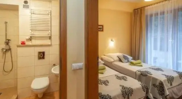 Ośrodek Wypoczynkowy "Zakopiec", Book Hotel Hotels in Tatras with Parking, Parking
