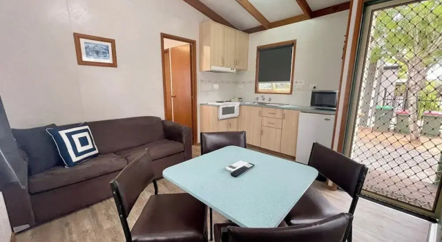 Standard Zimmer BIG4 Red Cliffs Caravan Park
