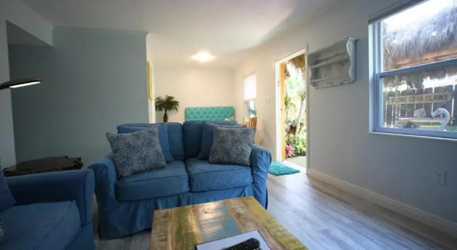 BeachPoint Cottages, Book Hotel Hoteller i Siesta Key med parkering, Parkering