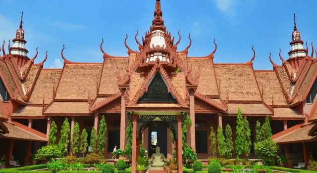 HM Grand Central Hotel, Buchen Sie Hotel Daun Penh 