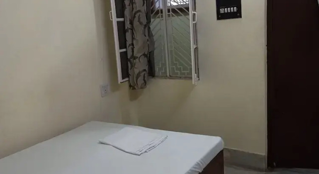Одноместный номер Economy Hotel Alka