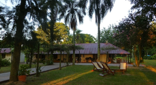 Estancia La Rosita, Rezerwuj Hotel Hotele 3-gwiazdkowe w Esquina, 3*