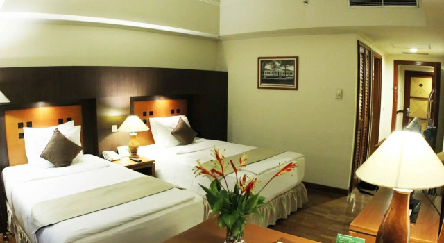 Oasis Amir Hotel
