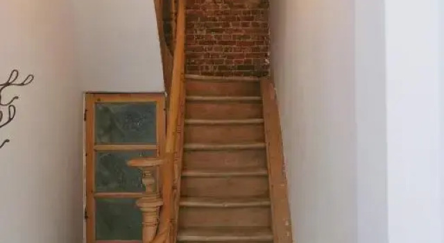 130sqm appartment with 20sqm terras and free parking, Забронировать Отель Borgerhout Антверпен, рядом с Metro Sport