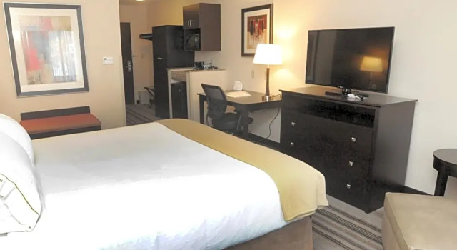 Номер Standard Super 8 by Wyndham Farmington