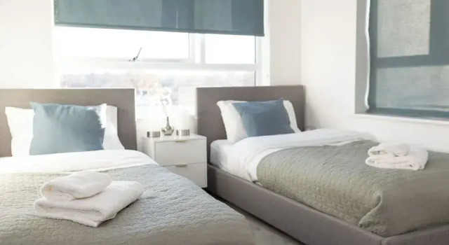 Stylish 2BR Apartment, Town Centre, Free Parking, Varaa Huoneisto Asunnot kohteessa Merseyside, Huoneisto