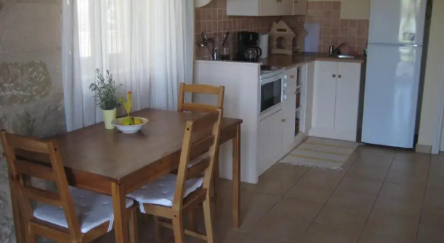 Студия Amoni Holiday Homes