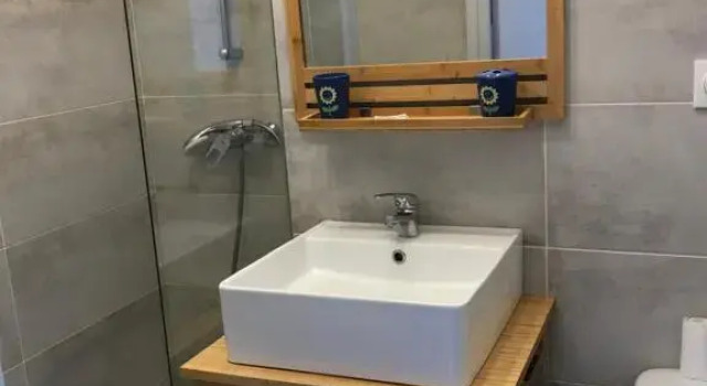 Апартаменты Studio pied dans l’eau CAP CORSE ERBALUNGA