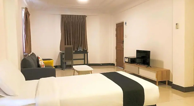 Номер Deluxe K.C Hotel