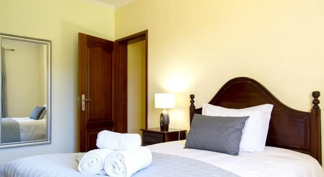 House With 4 Bedrooms in São Jorge, With Wonderful sea View, Enclosed Garden and Wifi