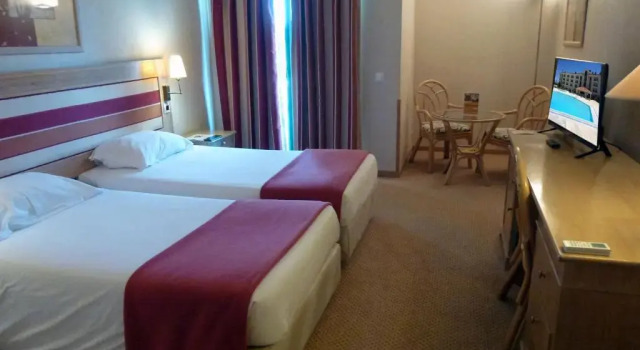 Одноместный номер Riviera Hotel