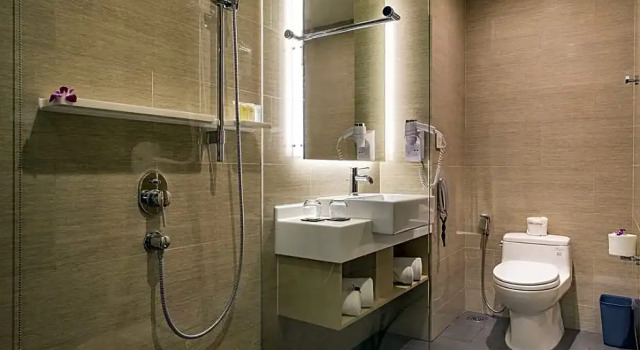 Двухместный номер Premier Liberty Central Saigon Riverside Hotel
