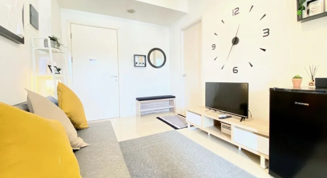 Cheerful And Homey 2Br Apartment At Parahyangan Residence