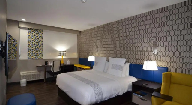 Номер Standard GLō Best Western Enid OK Downtown - Convention Center Hotel
