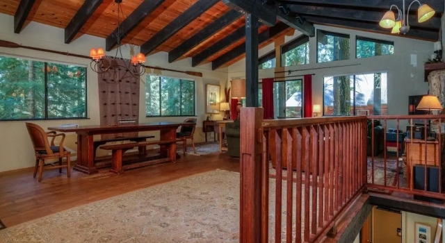 Rustic Modern Cabin in the Pines by RedAwning, Забронировать Отель Хоумвуд Норт-Лейк-Тахо