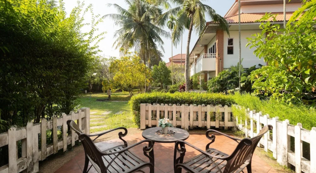Номер Deluxe с видом на сад Thara Cholapruek Resort