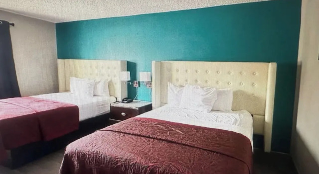 Habitación cuádruple Estándar Rodeway Inn Bloomington - Normal West