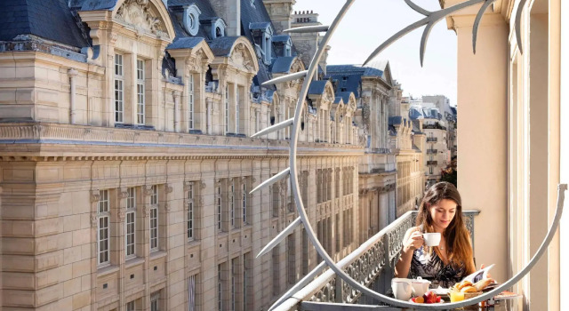 Номер Standard Hotel Mercure La Sorbonne Saint-Germain-des-Prés