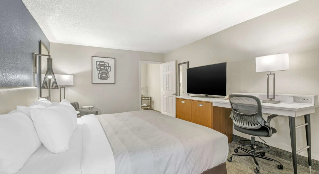 Двухместный номер Standard Quality Inn Daytona Speedway - I-95