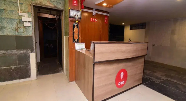 OYO 9910 Sambram Inn