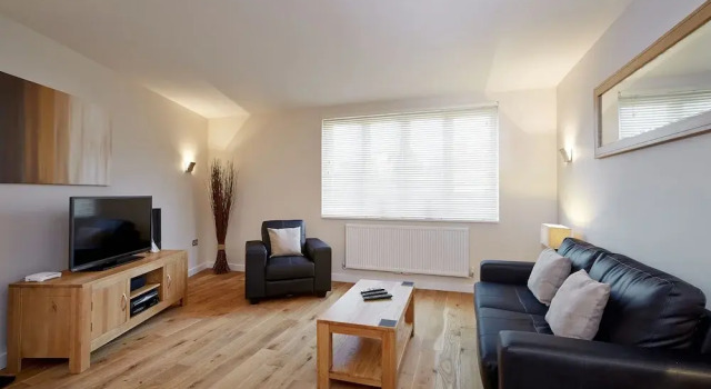 Mulberry House By Esa, Rezervați Hotel Hoteluri de afaceri în Merseyside, 4* 5*