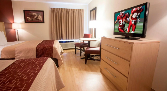 Четырёхместный номер Deluxe Red Roof Inn London I-75