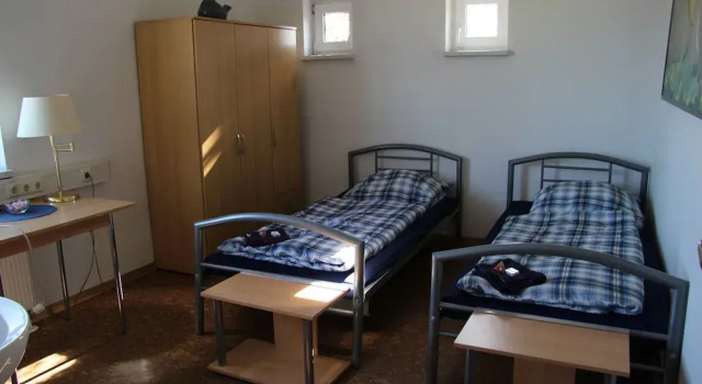 Haus Hermine, Prenota Hotel Hotel a Garz con parcheggio, Parcheggio