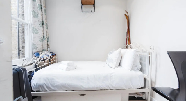 Supreme Hampstead Home Next to Hampstead Heath by Underthedoormat