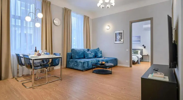 Spacious, New, High Ceilings, Central, by Cohost, Prenota Hotel Kaunas Contea di Kaunas