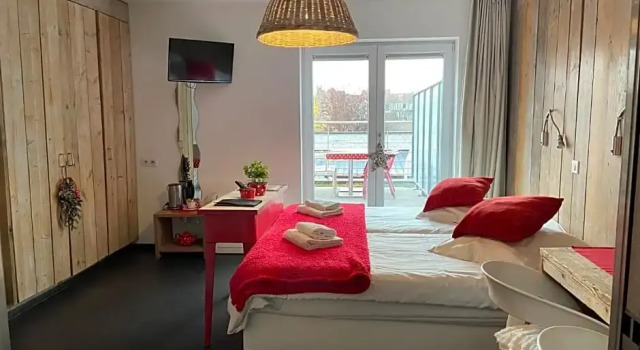 Номер Standard с балконом Hotel Aan Zee