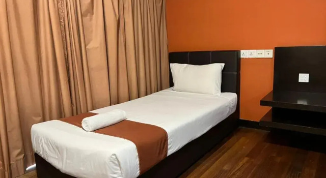 Студия Raintree Resort Suites