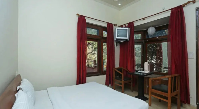 OYO 10923 Home Cozy Cottage Nakuchiyatal, Rezervovat Rekreační dům Pangot Uttarakhand