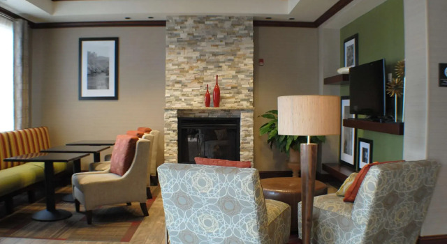 Hampton Inn Murphy, Buchen Sie Hotel Hotels in Murphy mit Parkplatz, Parkplätze