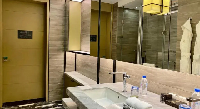 Номер Deluxe Jumeirah Living Guangzhou