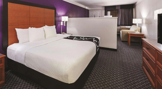Номер Deluxe La Quinta Inn by Wyndham San Marcos
