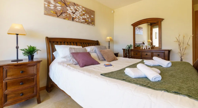 Marbella Mountain With sea View and Pool, Забронировать Апартаменты/квартира Марбелья Коста-дель-Соль