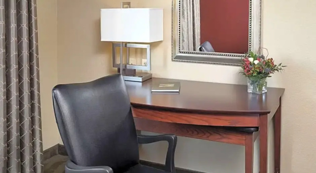 Люкс Standard Hampton Inn & Suites Paso Robles